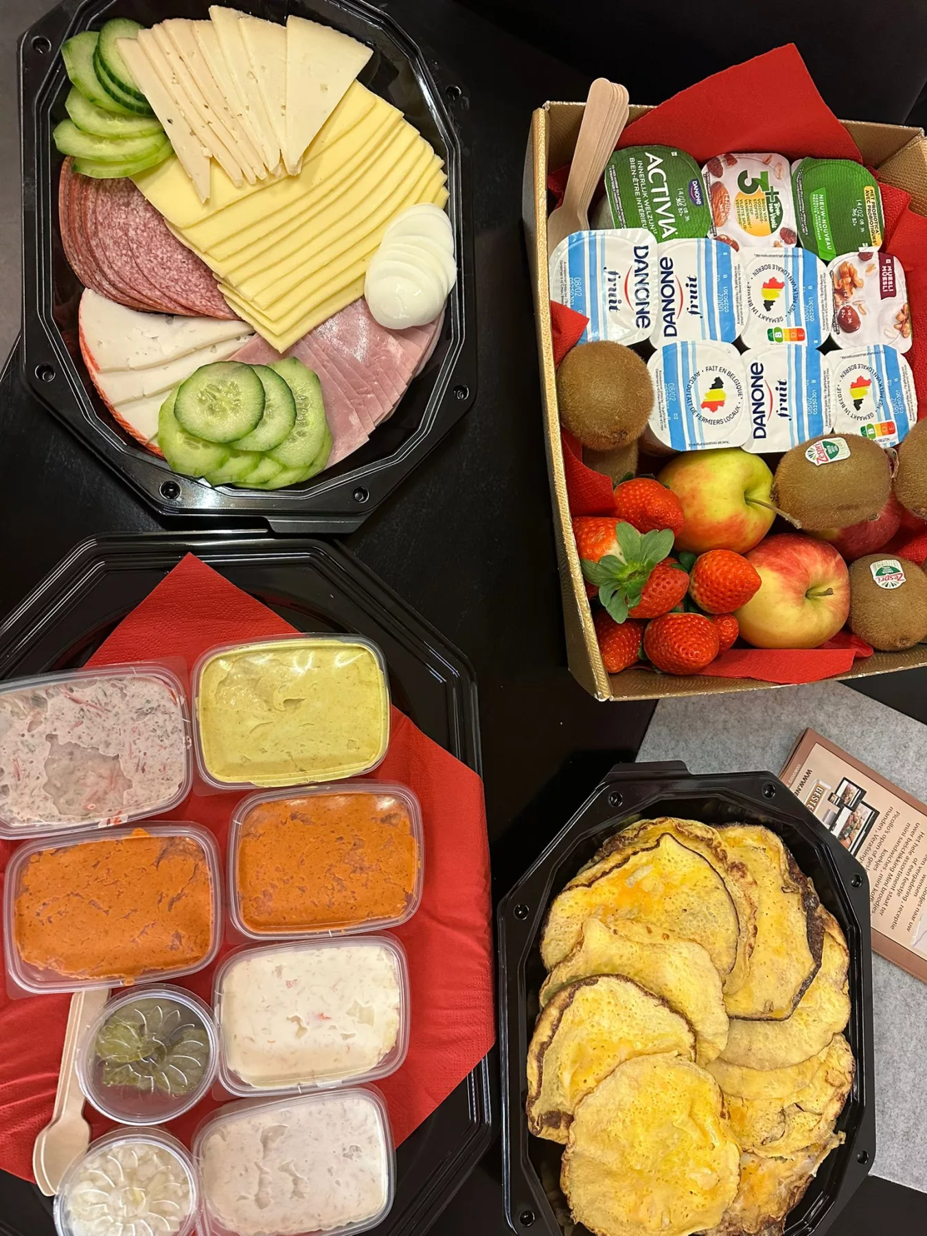 Kaas, charcuterie en fruit
