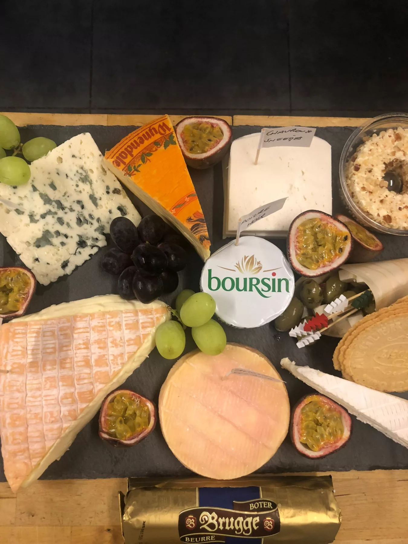 Kaas, charcuterie en fruit